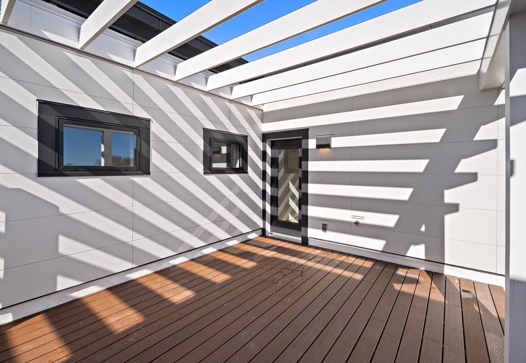 Arlington, MA 02476,1025 Massachusetts Avenue #502