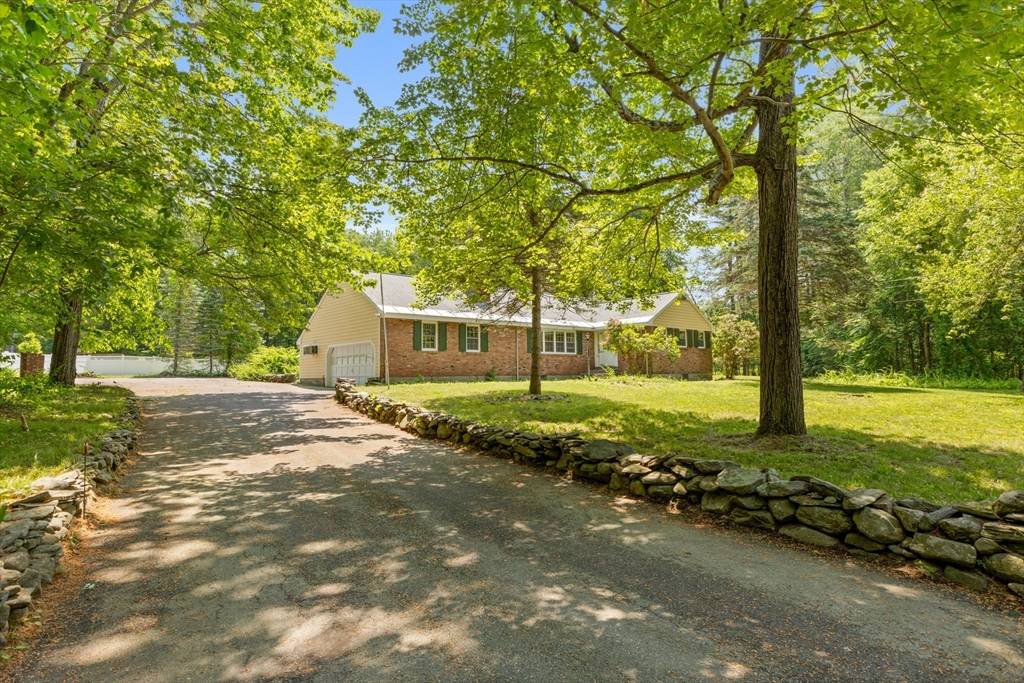 Boxborough, MA 01719,168 Old Harvard Rd