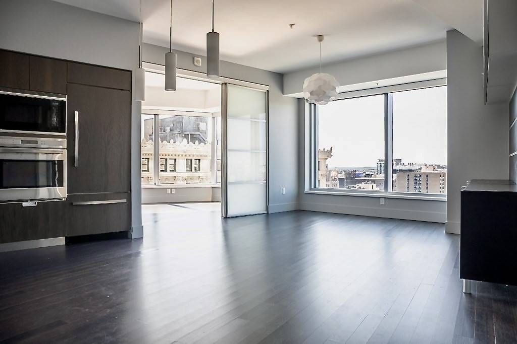 Boston, MA 02116,110 Stuart St #16H