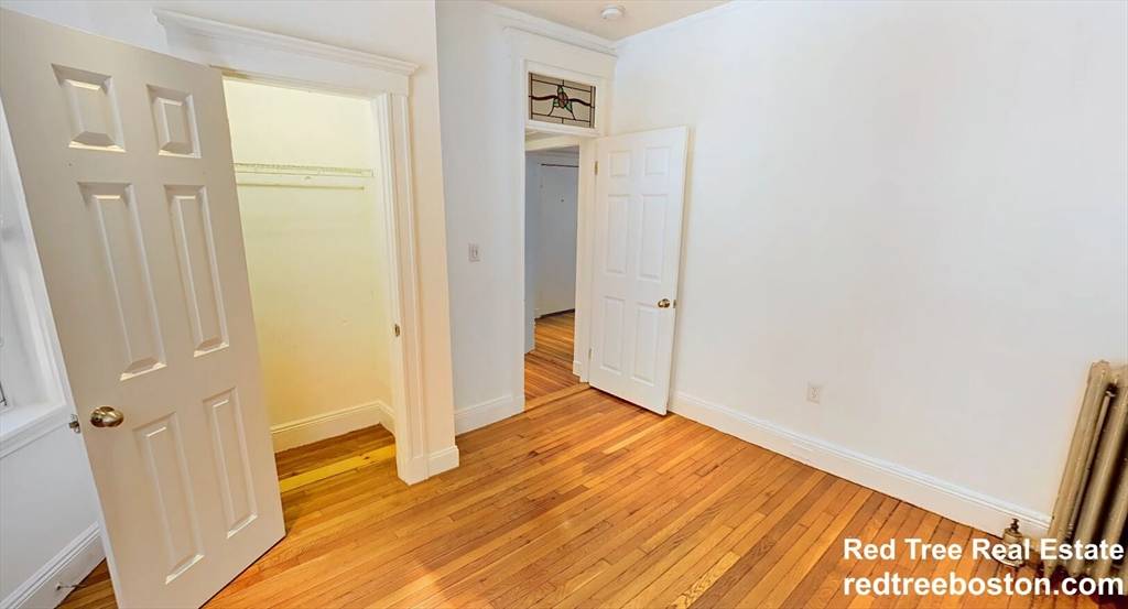 Boston, MA 02215,117 Park Dr. #5