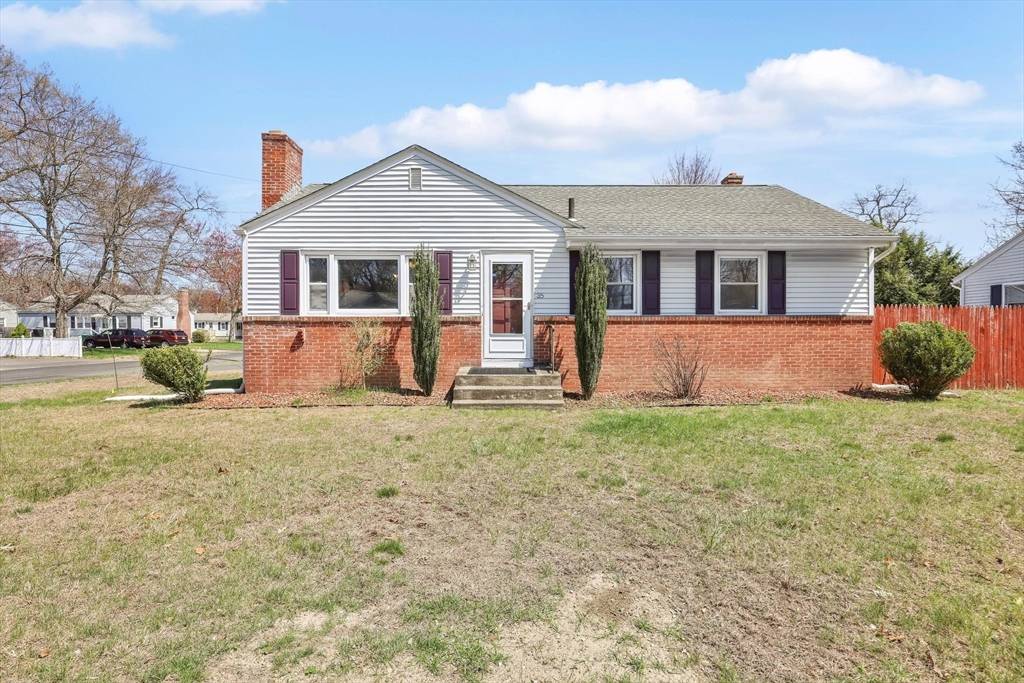 Chicopee, MA 01020,35 Dorothy Ave