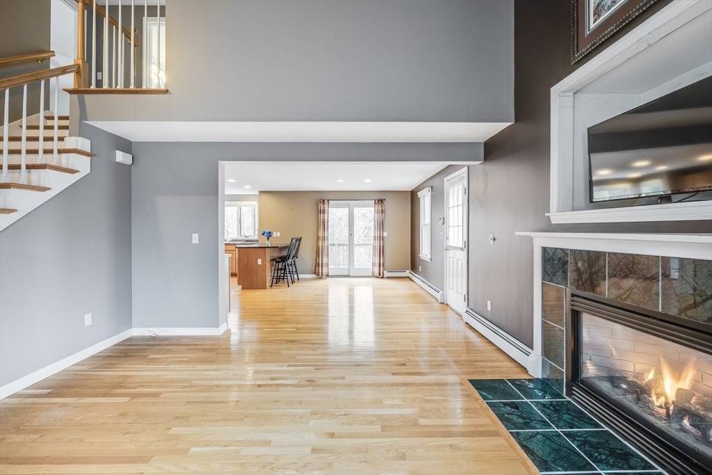 Falmouth, MA 02536,105 Edgewater Drive W