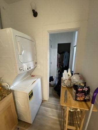 Cambridge, MA 02139,254 Windsor St #2R