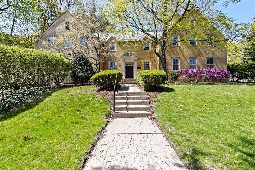 Brookline, MA 02445,30 Cumberland Ave #W1