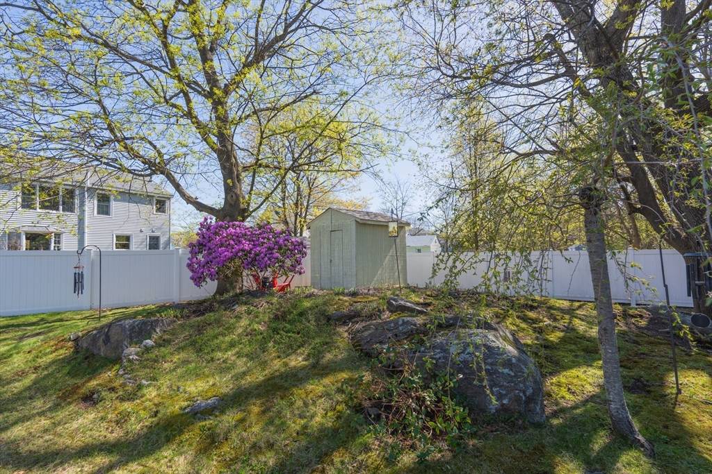 Lowell, MA 01852,14 S Ridge Cir