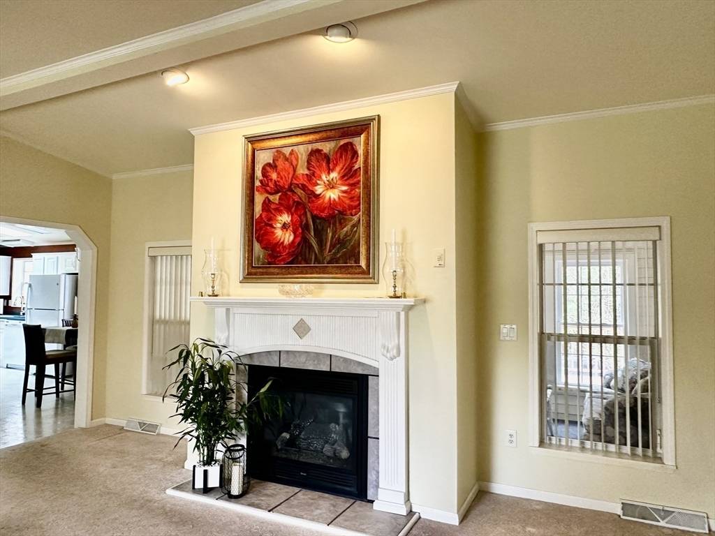 Middleboro, MA 02346,5901 Oak Point Drive