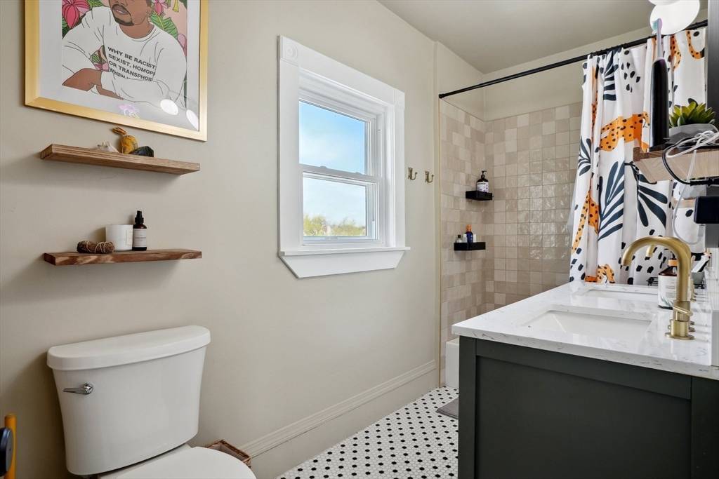 48 Medford St Medford, MA 02155