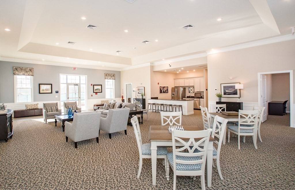 320 Martins Landing #405 North Reading, MA 01864