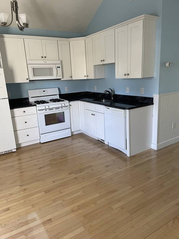 Swansea, MA 02777,55 Pine St #0