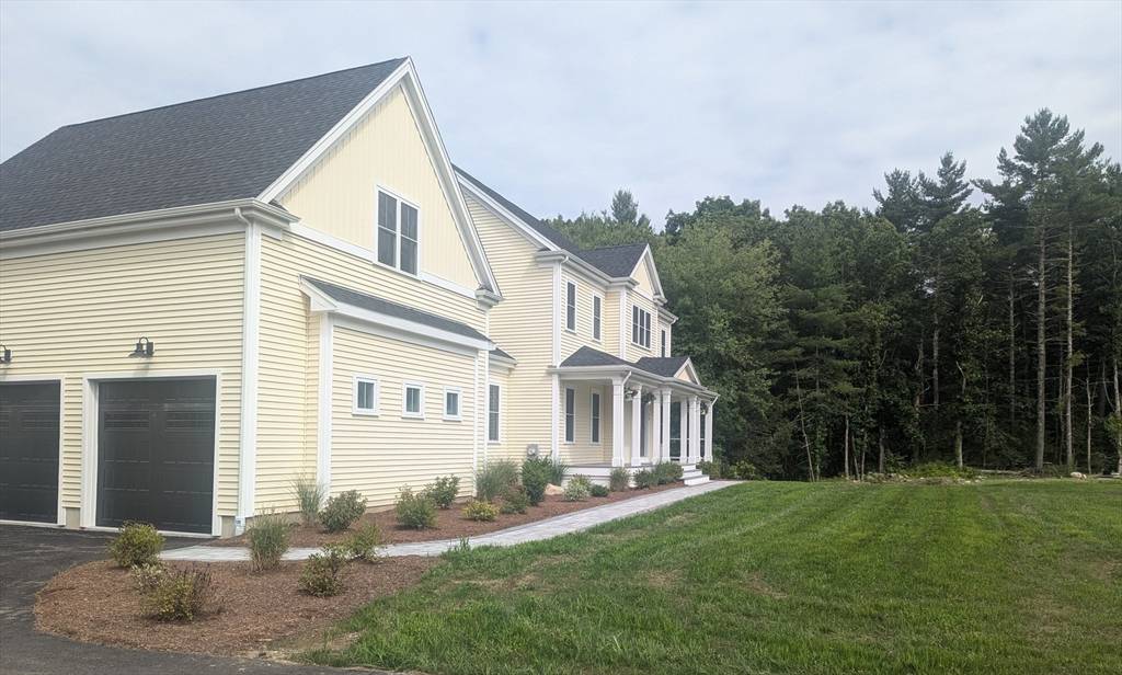 Easton, MA 02356,30 Owl Ridge Rd