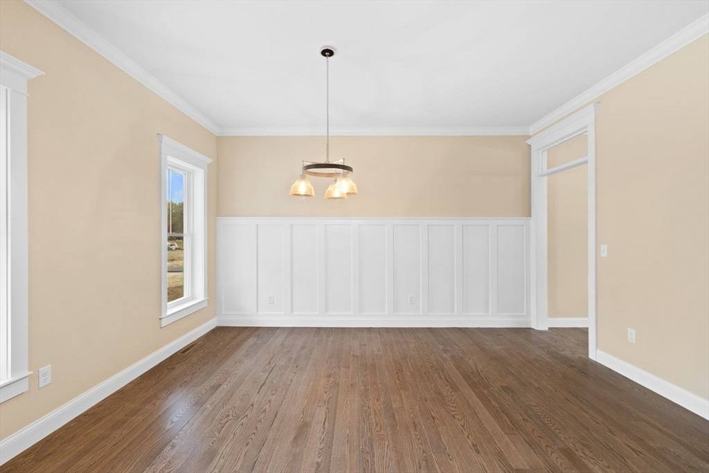 30 Owl Ridge Rd Easton, MA 02356