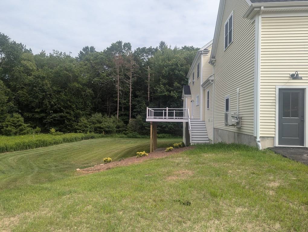 Easton, MA 02356,30 Owl Ridge Rd