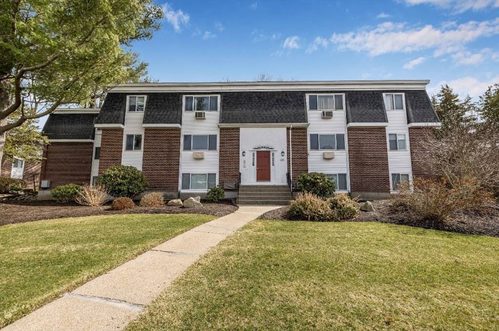 Canton, MA 02021,54 Will Dr #87