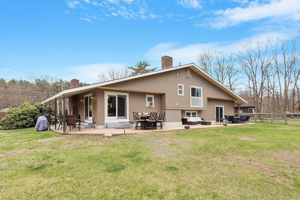 Hubbardston, MA 01452,171 Gardner Rd