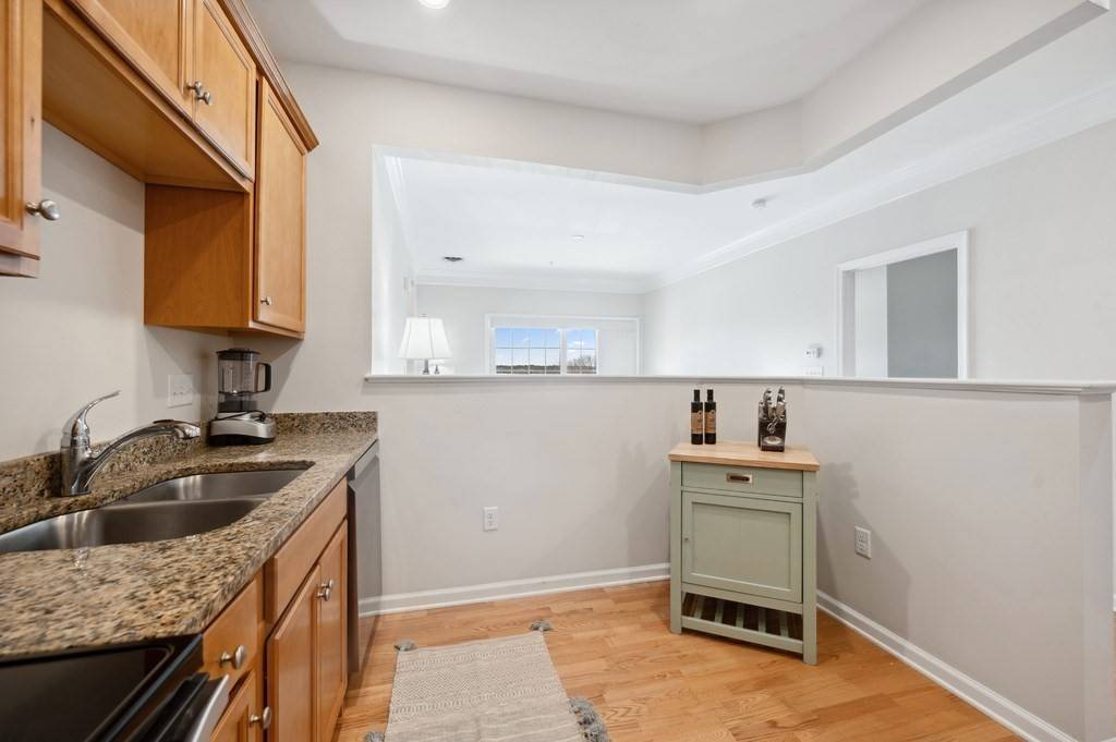 Weymouth, MA 02190,130 Trotter Rd #1305