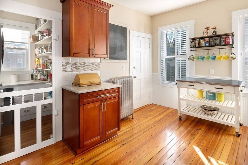 Boston, MA 02125,69 Pleasant Street #3