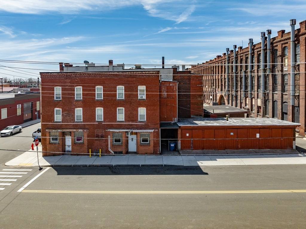 Holyoke, MA 01040,56 Adams St