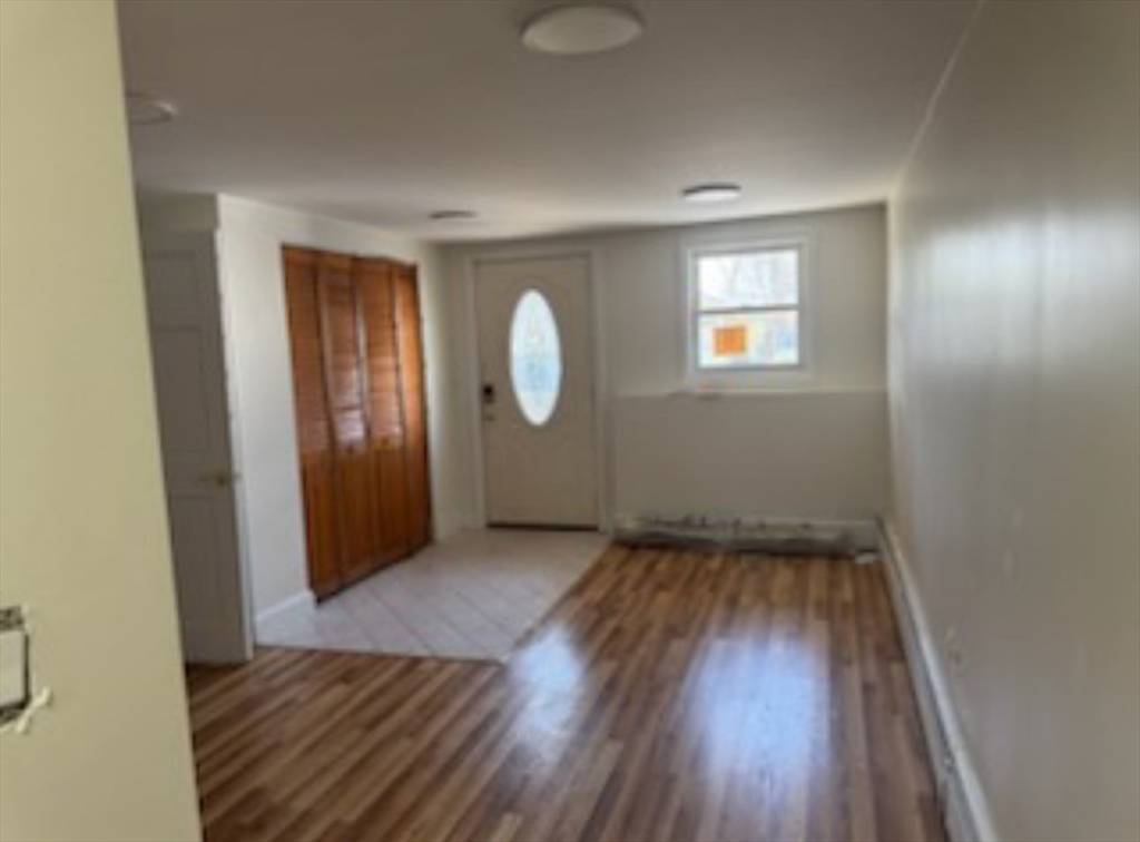 Saugus, MA 01906,6 Lenox #1