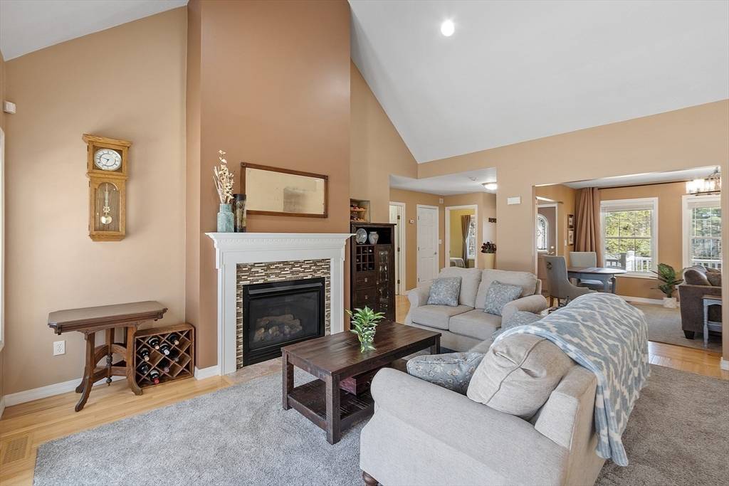 Lunenburg, MA 01462,5 Richards Way