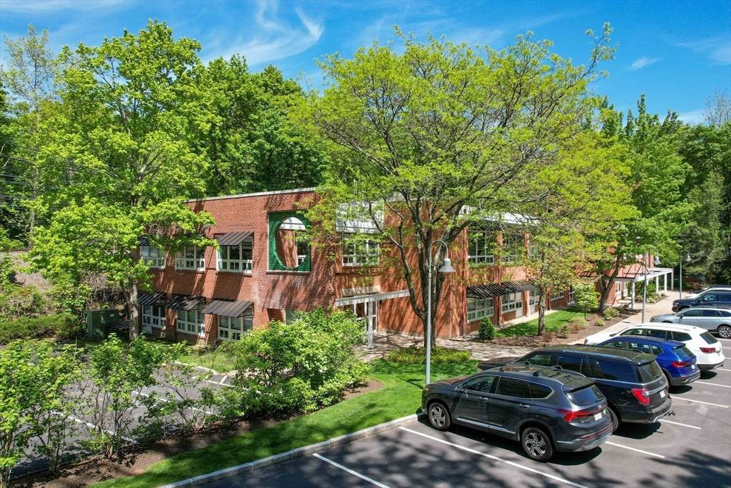 Newton, MA 02459,36-50 Glen Avenue