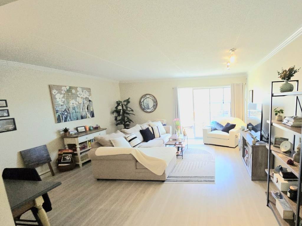 Boston, MA 02467,50 56 Broadlawn Park #509