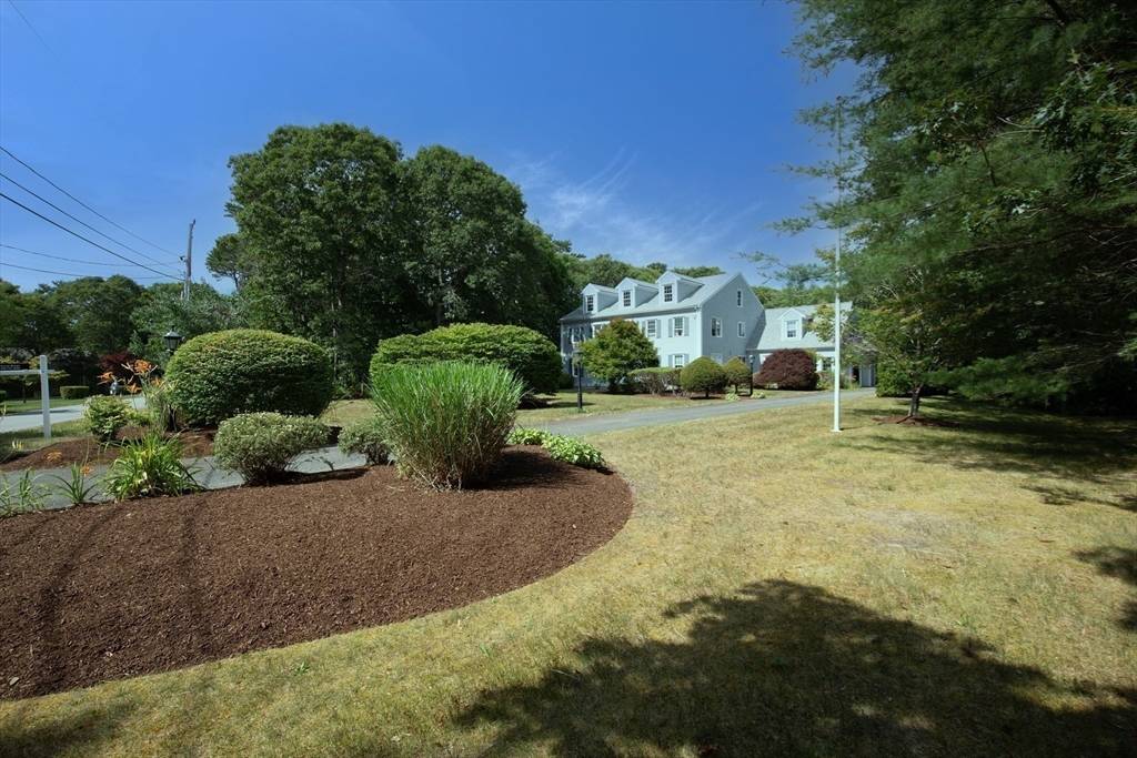 Barnstable, MA 02635,174 Little River