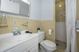 215 Thomas Burgin Parkway #17 Quincy, MA 02169