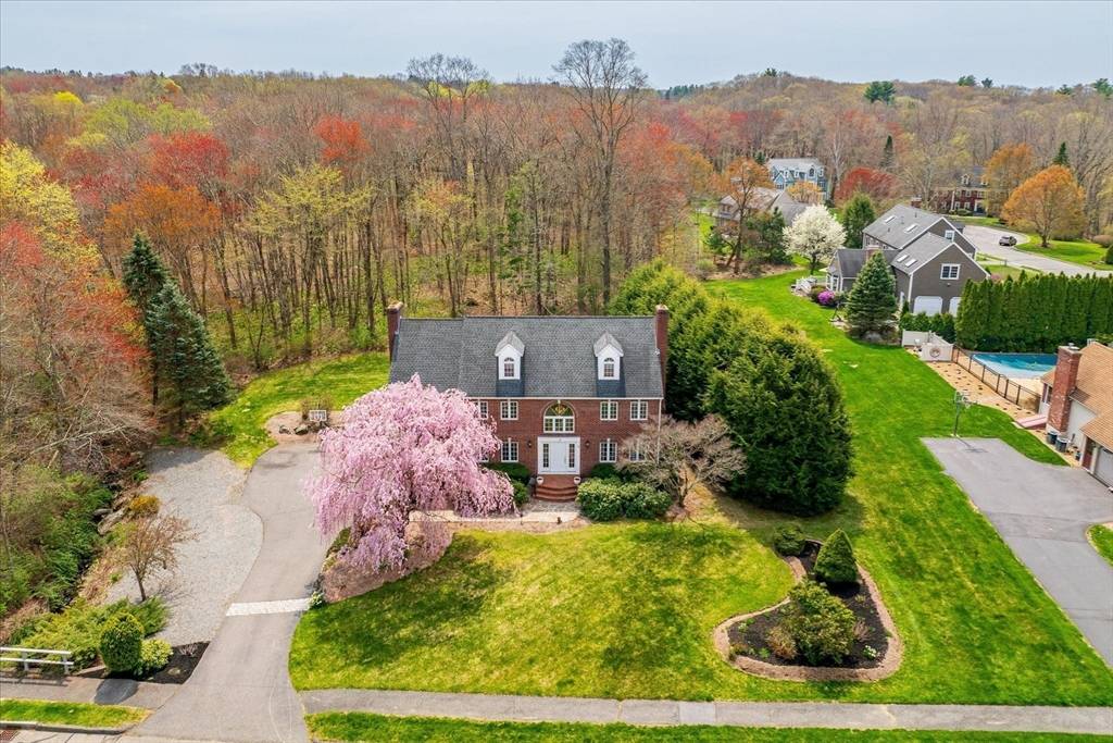 Westborough, MA 01581,14 Mctaggart St