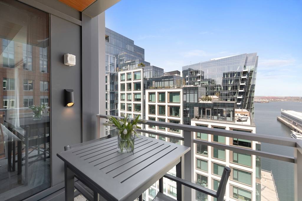 135 Seaport Blvd #1902 Boston, MA 02210