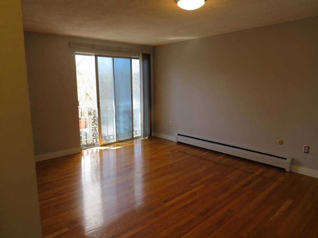 180A River St #3 Waltham, MA 02453