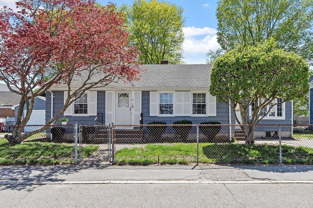 Lowell, MA 01852,19 Cosgrove Street
