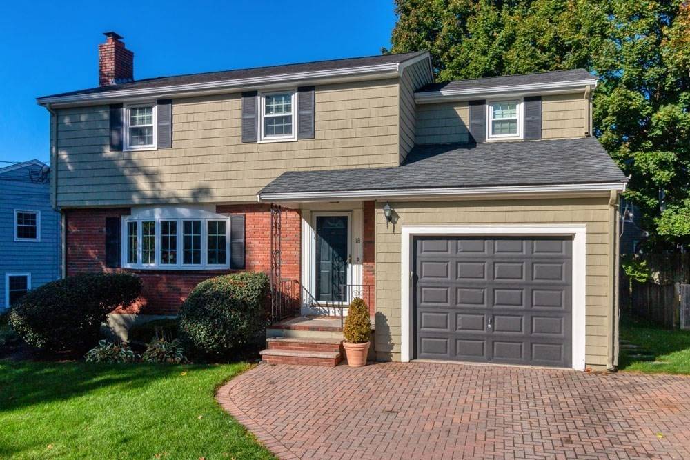Marblehead, MA 01945,18 Lorraine Terrace