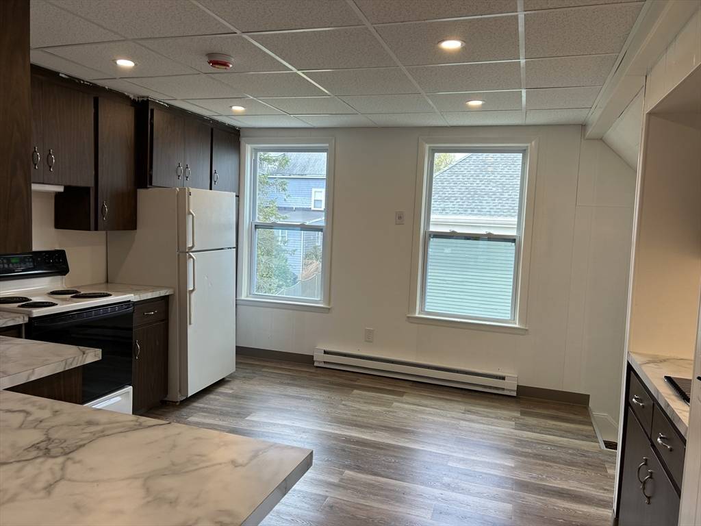 Swampscott, MA 01907,1-3 Valley Rd #3