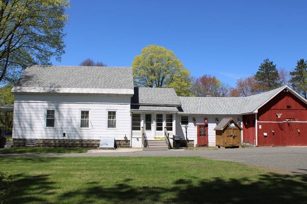 Deerfield, MA 01373,40 Conway St