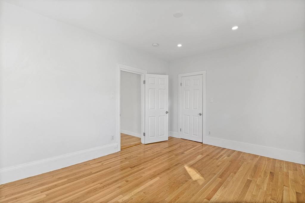 Boston, MA 02125,289 Hancock Street #3