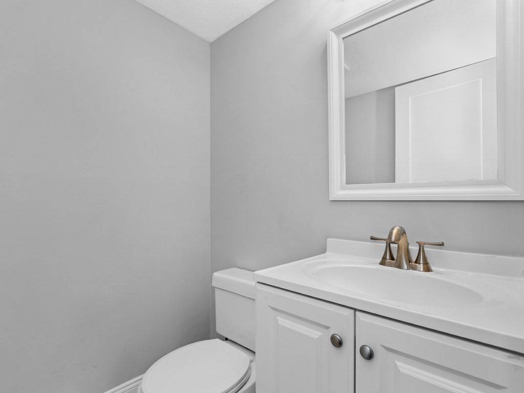 47 Mystic St #1F Arlington, MA 02474