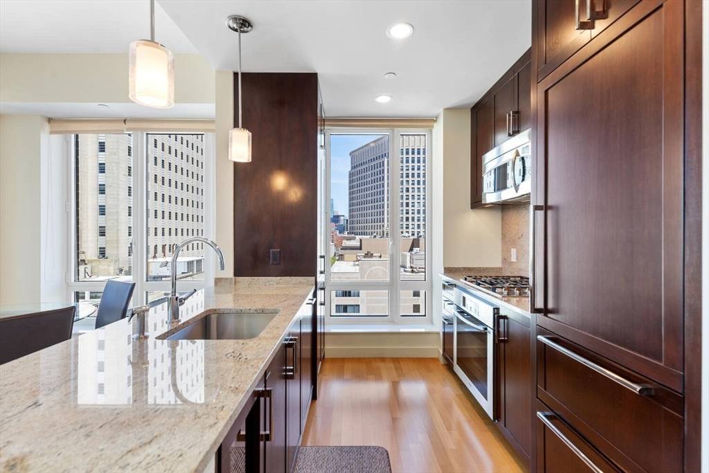 Boston, MA 02116,400 Stuart Street #15K