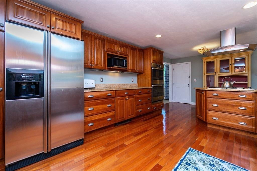 Mansfield, MA 02048,153 Franklin St
