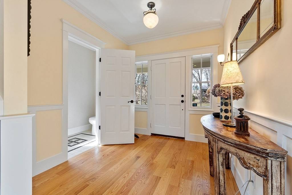 Concord, MA 01742,109 Oak Road