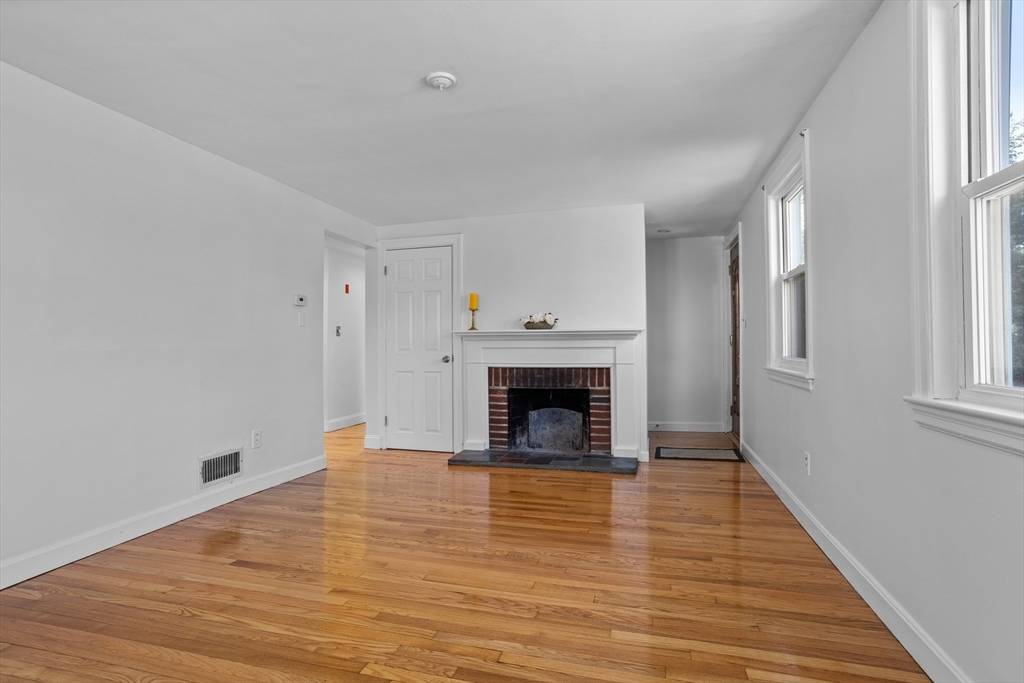 Beverly, MA 01915,203 East Lothrop Street