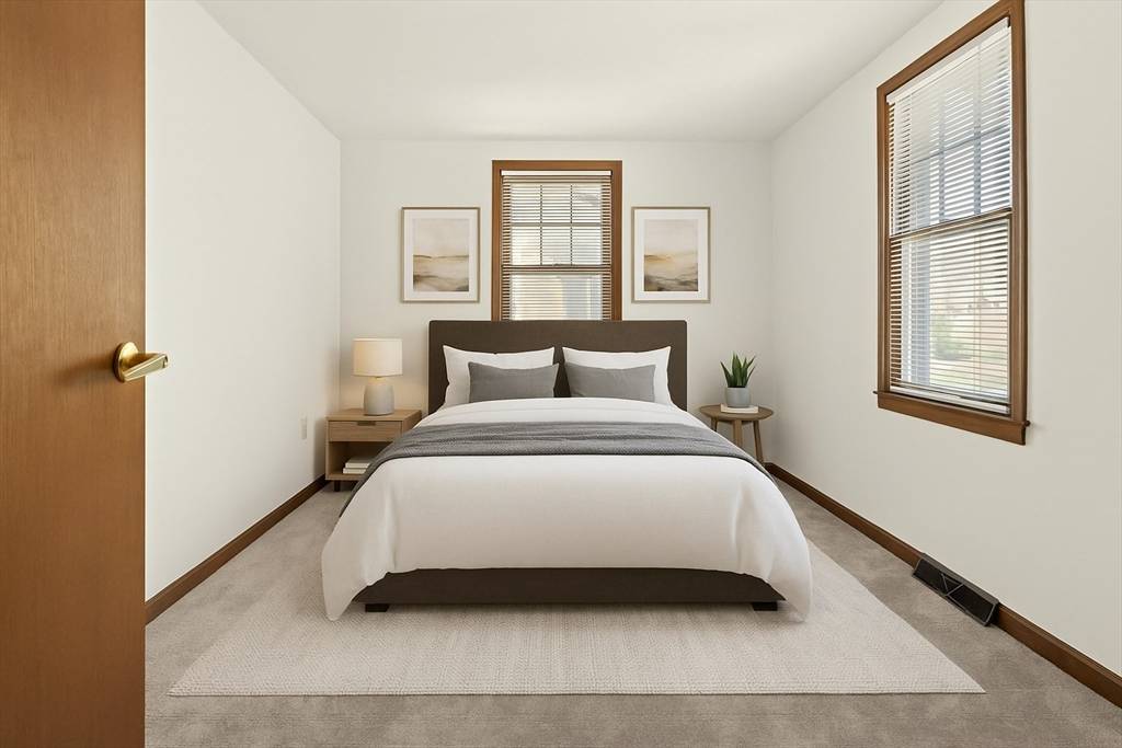 36 Elm Rd Westford, MA 01886