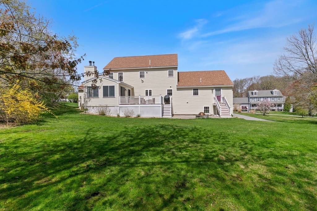 Methuen, MA 01844,3 Bramble Hill Road