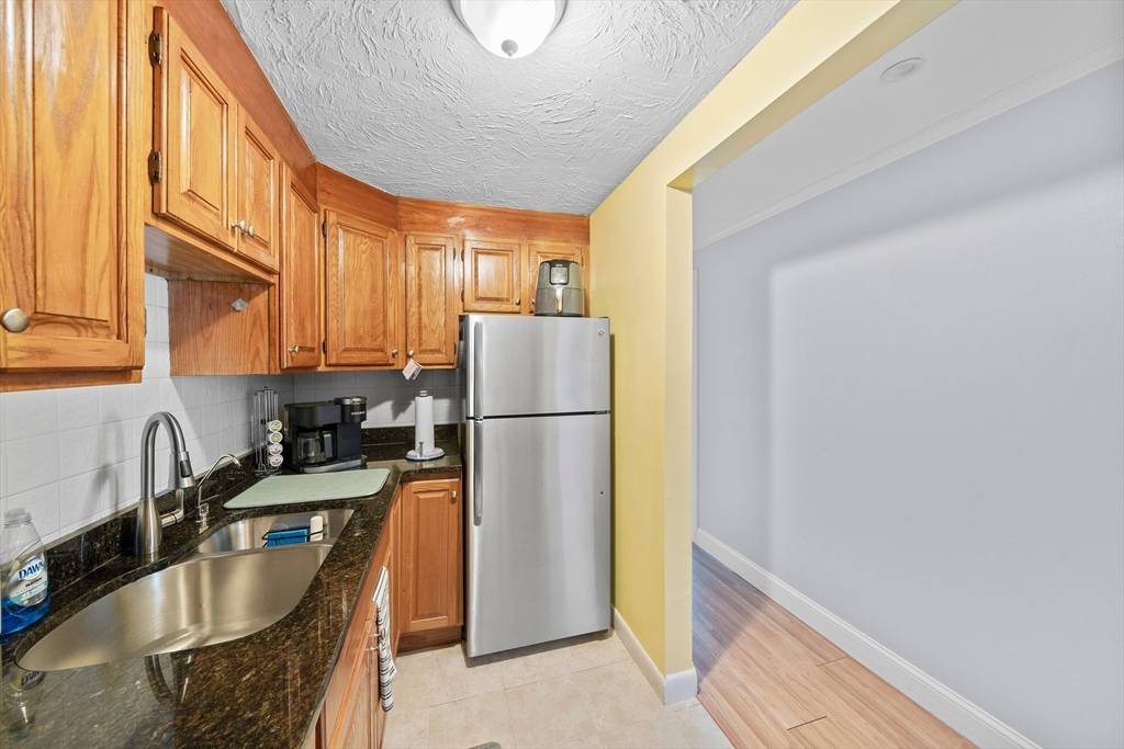 79 Fountain #5 Weymouth, MA 02190