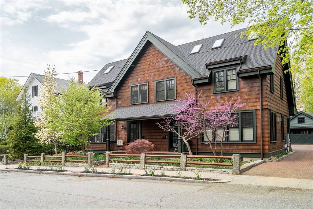 Watertown, MA 02472,30 Center St #30