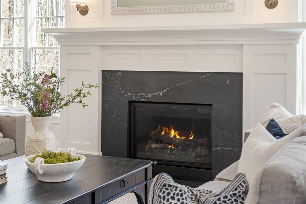 Lexington, MA 02421,1 Penny Lane