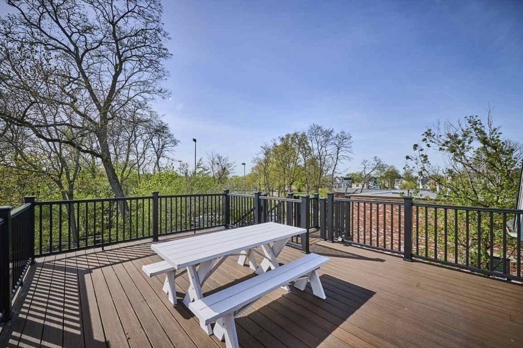 757 Washington St #3 Boston, MA 02124