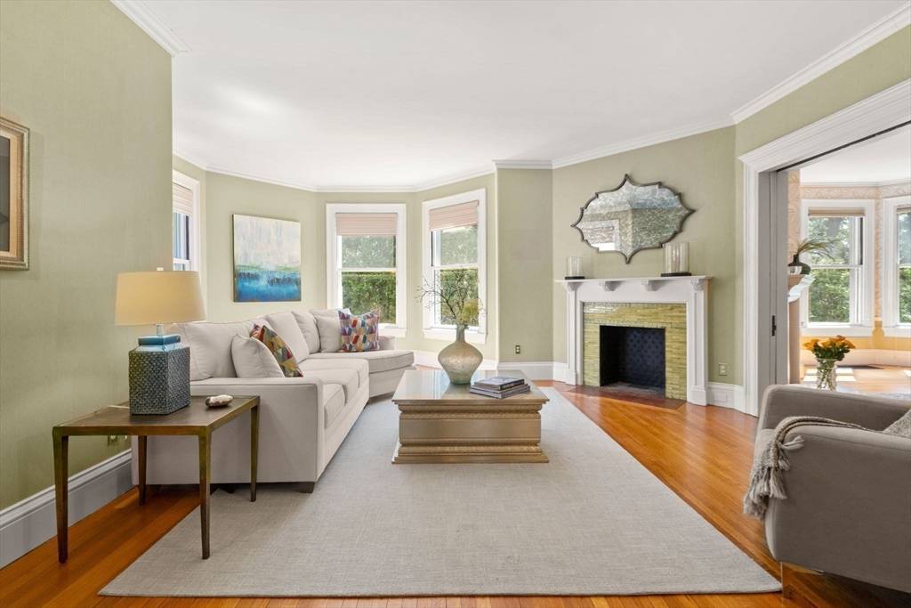 23 Kenwood Ave Newton, MA 02459