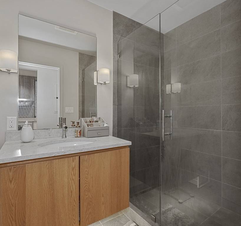 70 Clarendon St #1 Boston, MA 02116