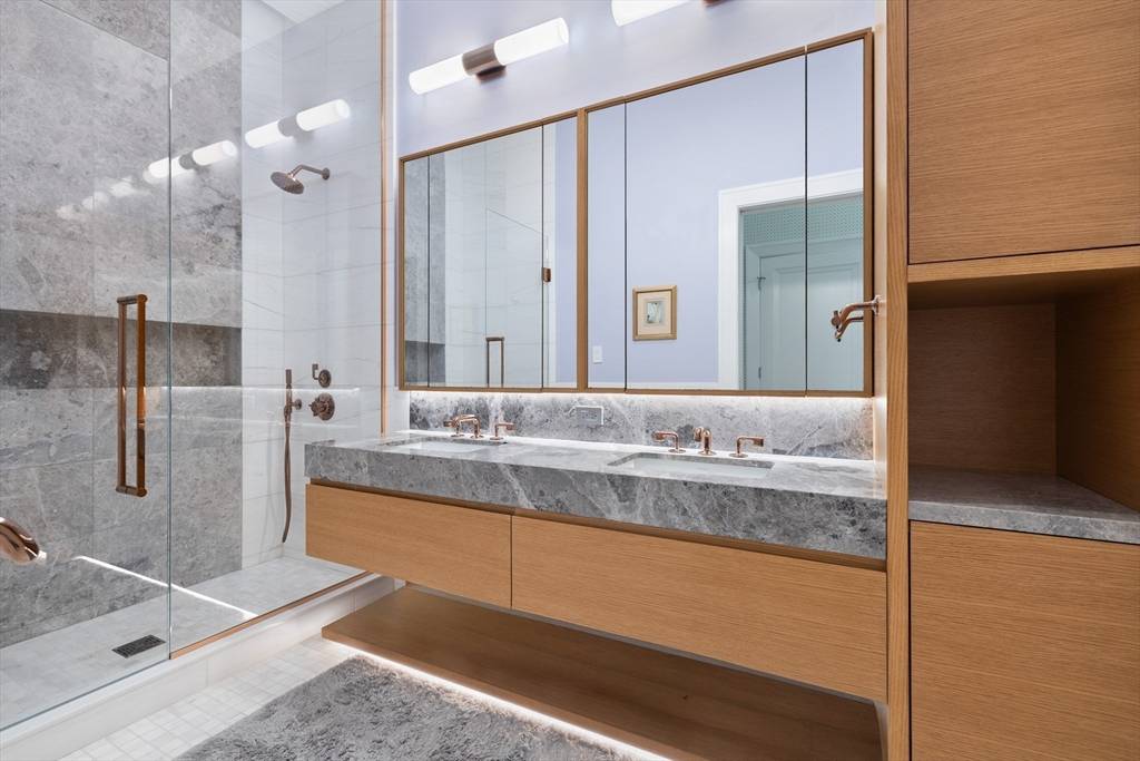45 Temple St #410 Boston, MA 02114