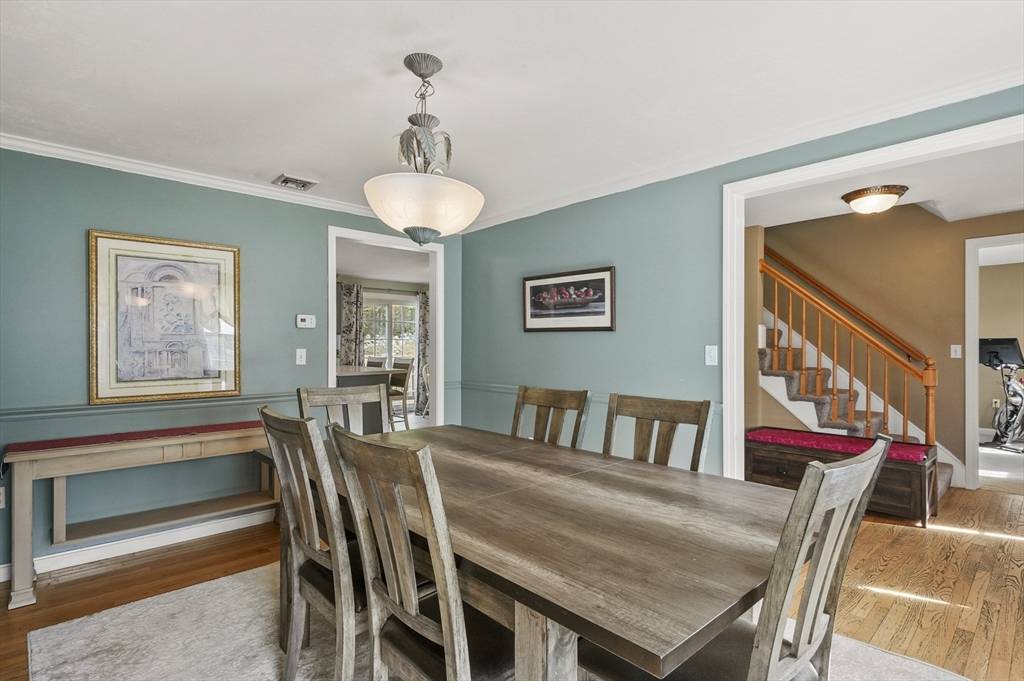 Sutton, MA 01590,14 Virginia Avenue